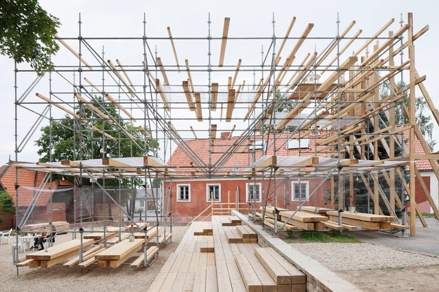 Redefiniendo la Infraestructura: Innovaciones en la Arquitectura de Emergencia